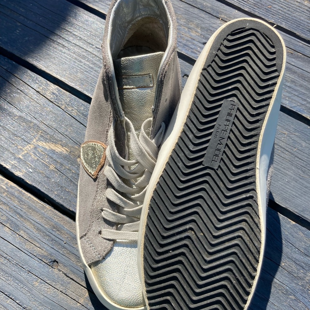 Philippe Model - image 4